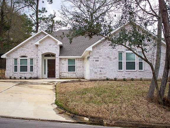2nd image of 1011 Cherry Hills Dr
