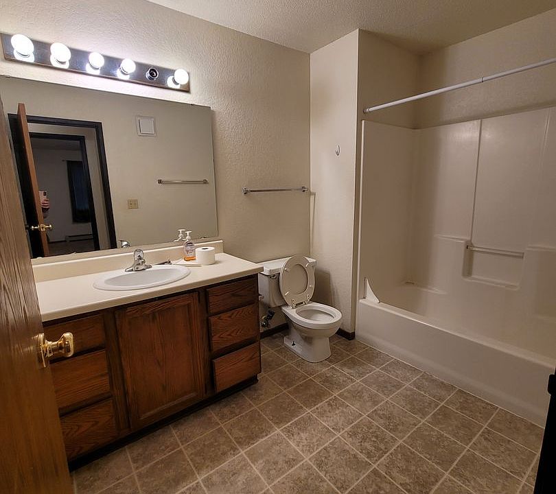 2nd image of 4235 9th Avenue Cir S APT 203