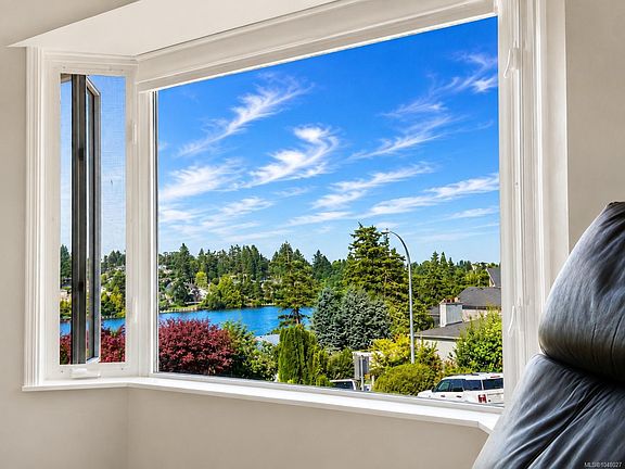 3rd image of 928 Mesher Pl