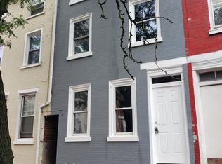 38 E Chestnut St, Norristown, PA 19401