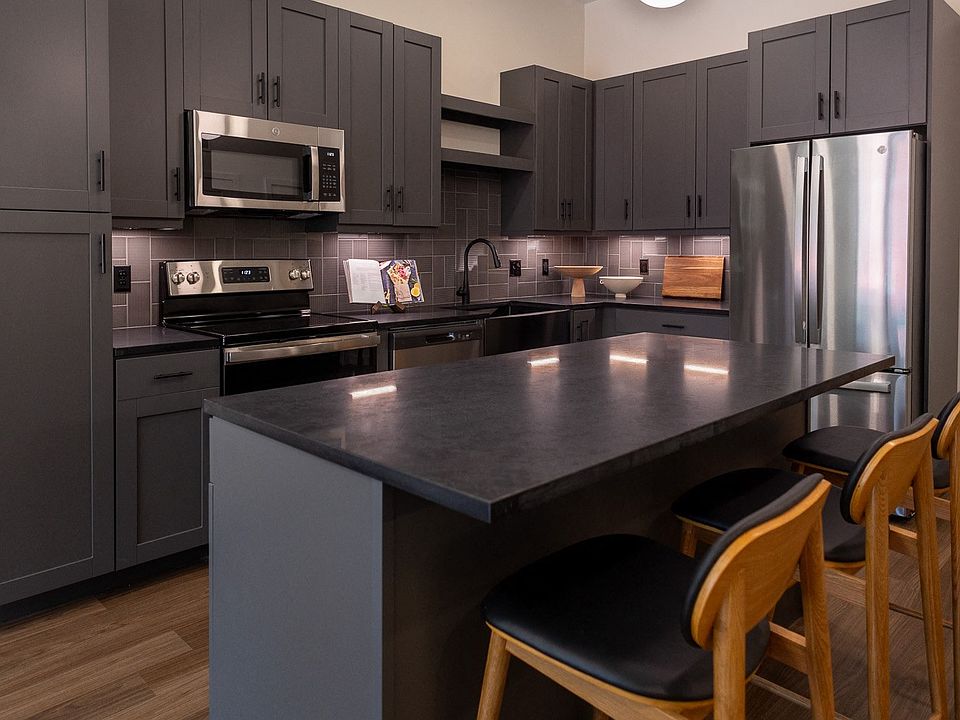 Kitchen finishes- Dark