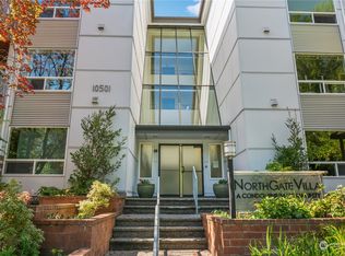 10501 8th Ave NE APT 324, Seattle, WA