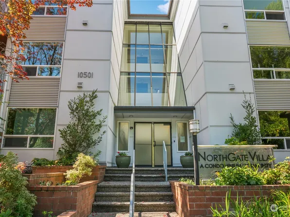 10501 8th Avenue NE #324, Seattle, WA 98125