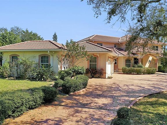 2nd image of 1808 Piccadilly Cir