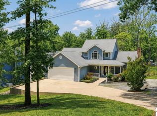 91 Lakeshore Rd, Gilbertsville, KY 42044