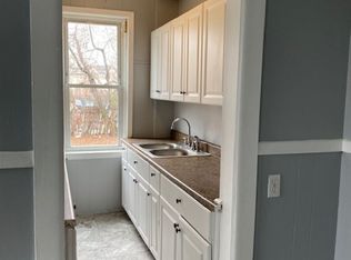 4 Osborn St #1, Providence, RI 02908