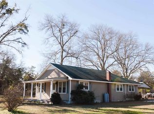 911A Pine Grove Rd, Lugoff, SC 29078