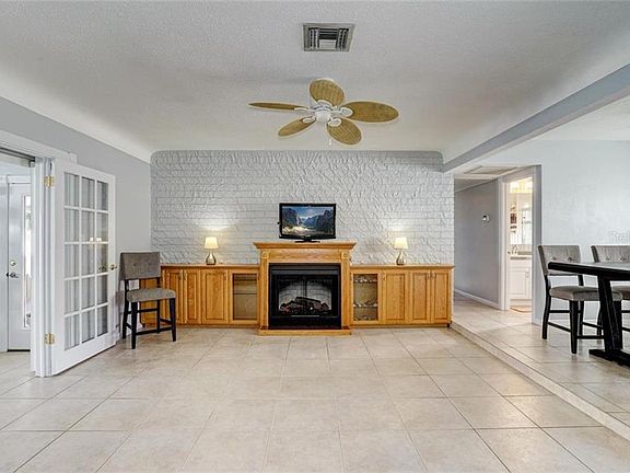 5th image of 5879 Blossom Lake Dr
