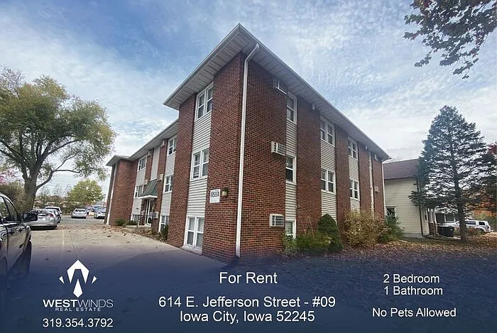 614 E Jefferson St #9 — Photo 1