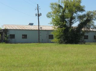 631 W Old Morton Rd, Forest, MS 39074