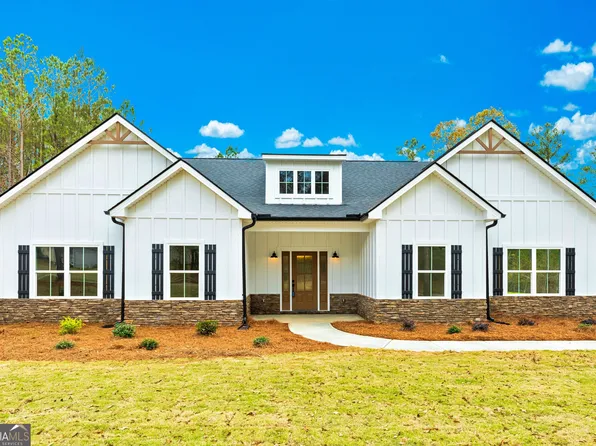 106 Brothers Ct, Barnesville, GA 30204