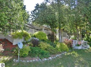 12882 Lakeview Rd, Bear Lake, MI 49614