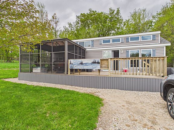3rd image of 20965 S Lakeshore Dr #7