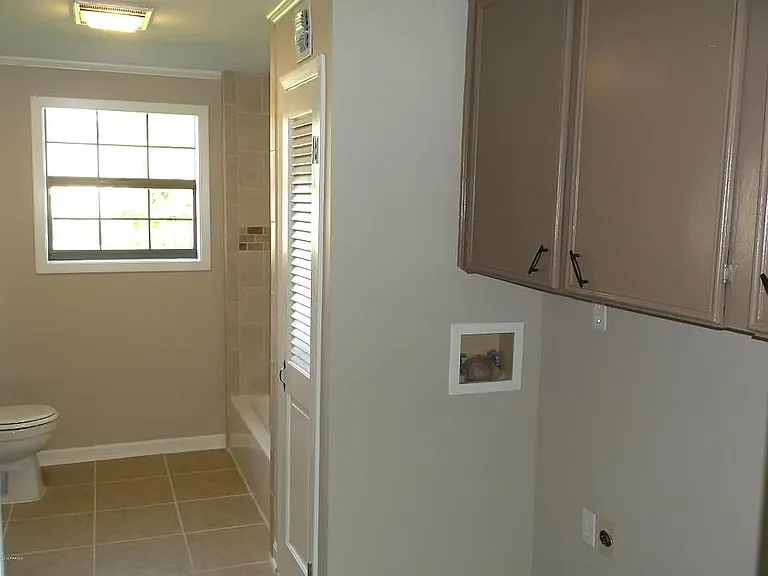 226 Monterey St — Photo 20