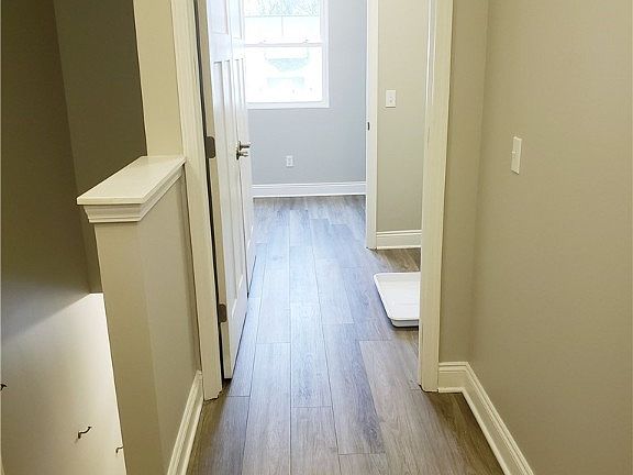 2nd image of 669 Treadway Blvd