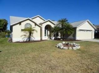 878 Hunters Creek Dr, West Melbourne, FL 32904