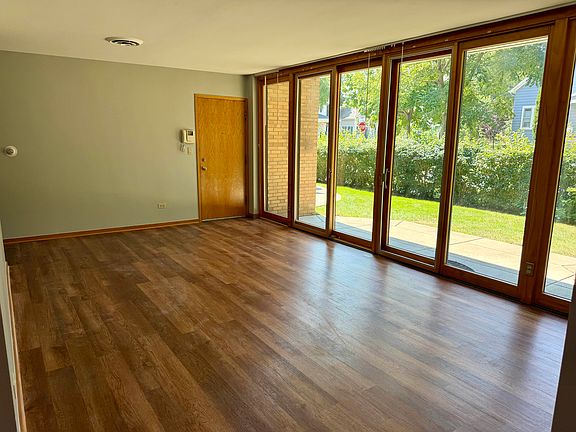 2nd image of 45 Kimbark Rd APT 1N