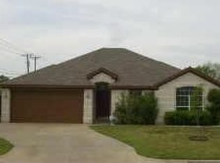 1701 Country Crest Ln, Mansfield, TX 76063