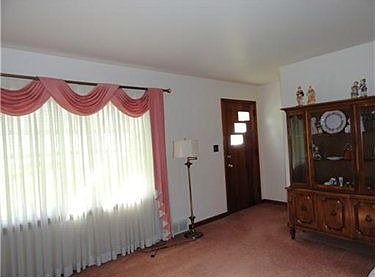 3rd image of 170 Greenwood Dr