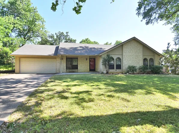 3529 E 70th St, Tulsa, OK 74136