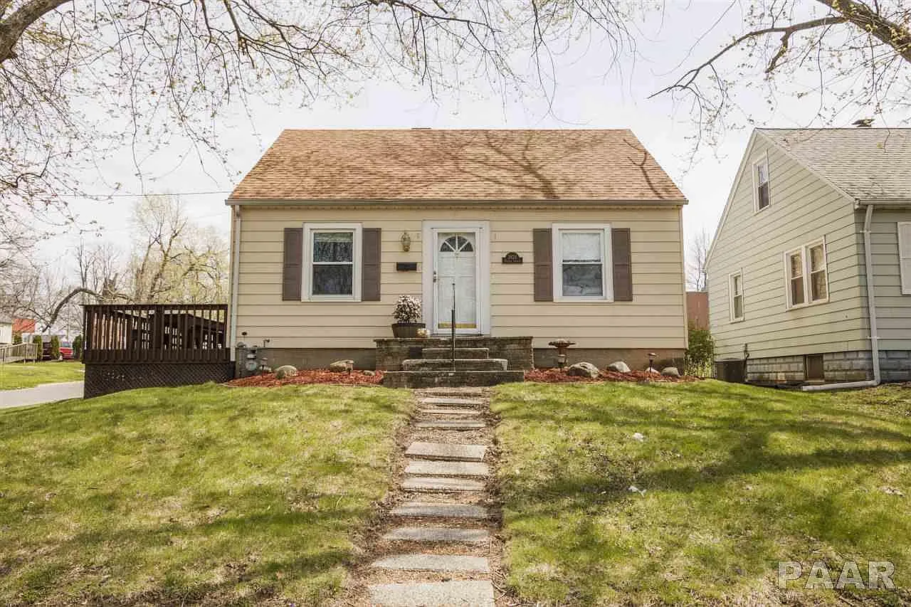 3924 N Vincent Ave photo 1
