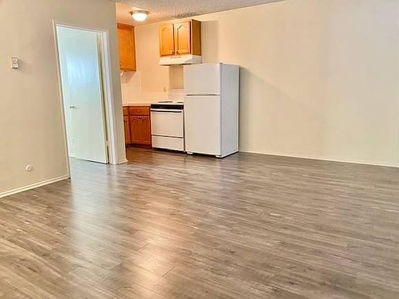 2nd image of 112 S Avenue 66 #8