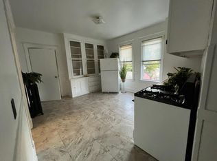 33 Elizabeth St APT 2, Hammond, IN 46320