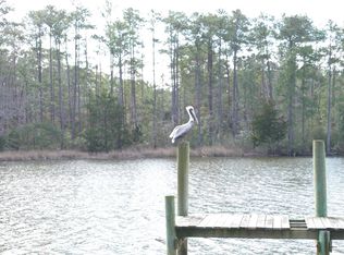 252 Jonaquins Dr, Beaufort, NC 28516