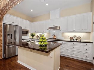 77 Galan St, Mission Viejo, CA 92694