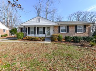 3008 Robin Hood Dr, Greensboro, NC 27408