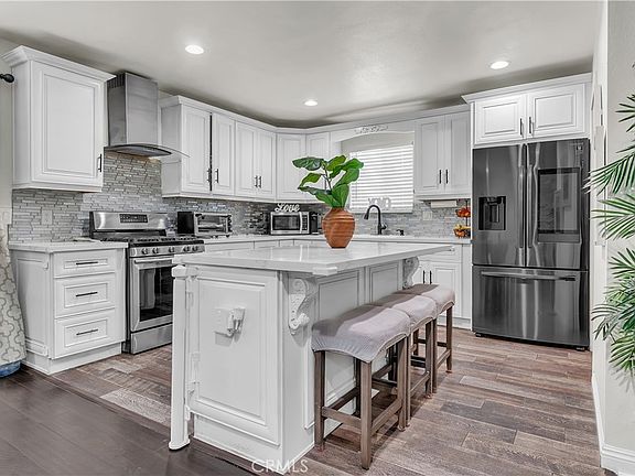 5th image of 10548 Wiley Burke Ave