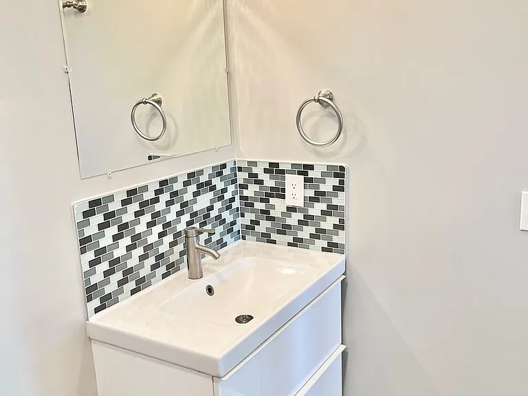 2726 E Glenrosa Ave #4 — Photo 23