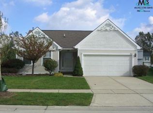 321 Oxford Ct, Belleville, MI