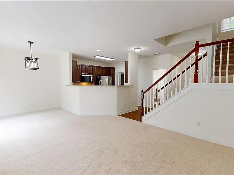 3249 Brockenhurst Dr — Photo 12