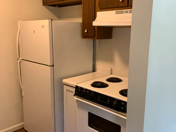 (undisclosed Address), Louisville, KY 40205
