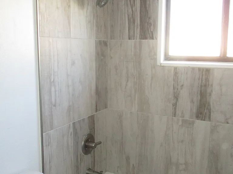 1706 Utah St NE — Photo 20