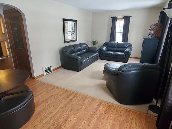 Carpeted Living Room