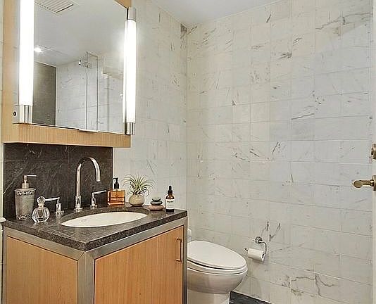 5th image of 100 W 58th St #12FF