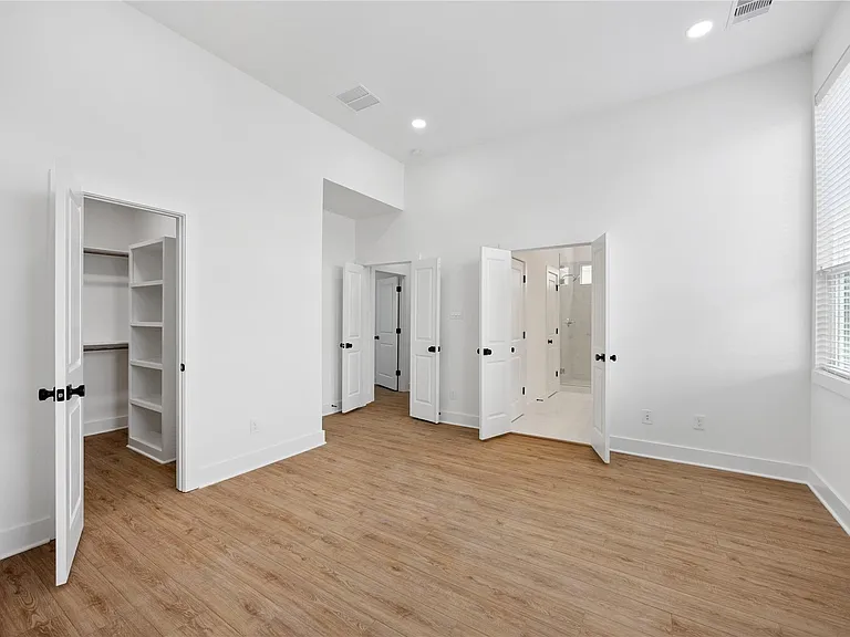 835 Rachel St #B — Photo 10