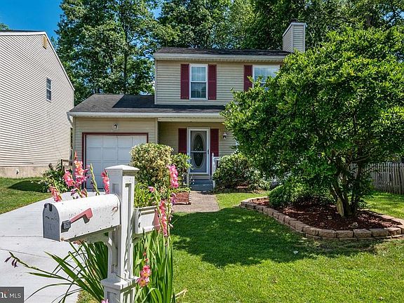 2nd image of 609 Wheat Mill Ct E