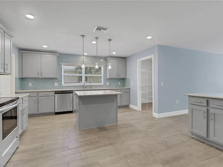 2248 Bonn Ct — Photo 15