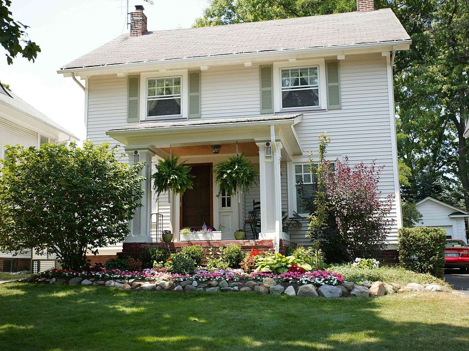 1st image of 1484 Belle Ave