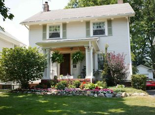 1484 Belle Ave, Lakewood, OH 44107