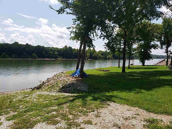 4th image of 1107 Wc Pickett Dr