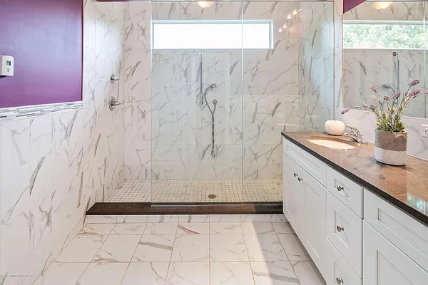 Sold by Ben Bay Realty Co | media 42