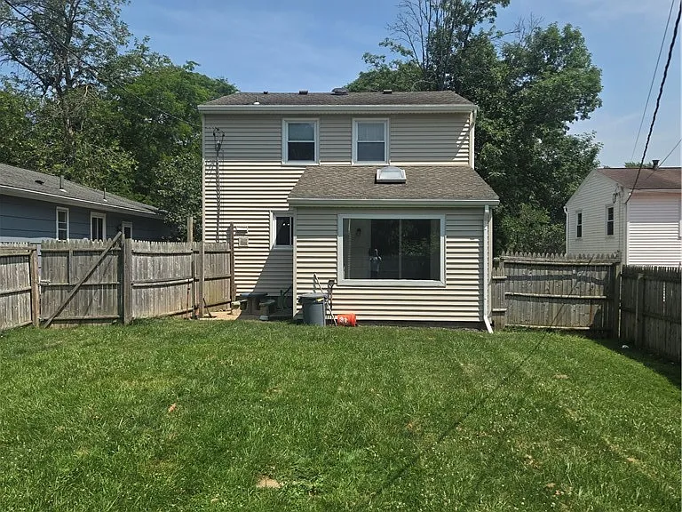 131 David Ave — Photo 26