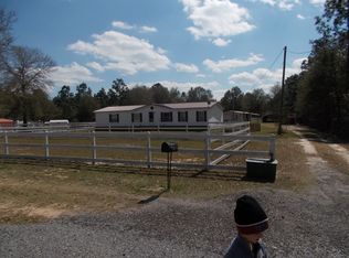 1146 Country Living Rd, Baker, FL 32531