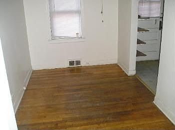 2nd image of 3620 Jackson St