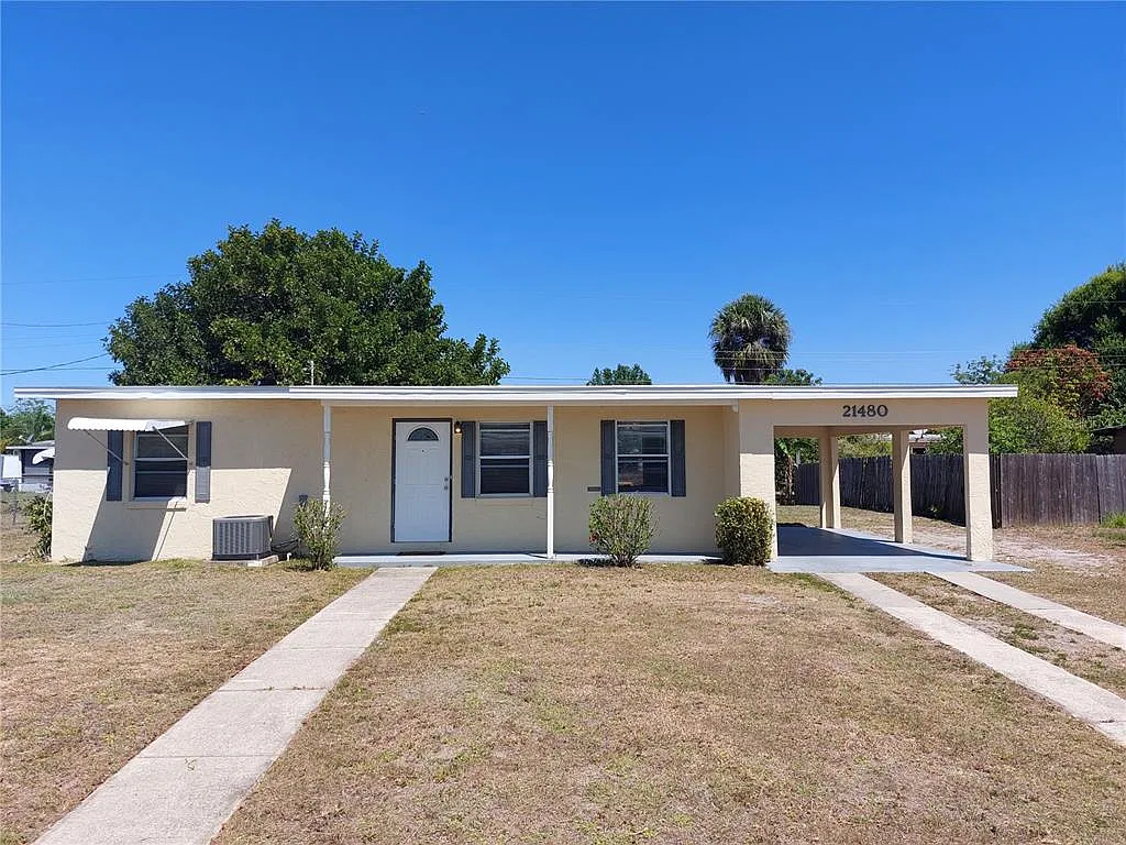 2 bed, 1.0 bath, 768 sqft, $1,400 — Photo 2