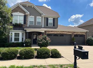 2624 Paddock Park Dr, Thompsons Station, TN 37179